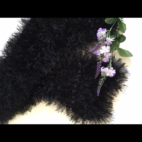 Unique hand knitted scarf with purple beads - Picture 4 of 5